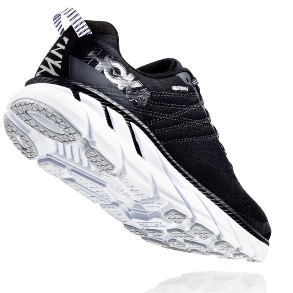 Hoka One one Clifton 6 running shoes